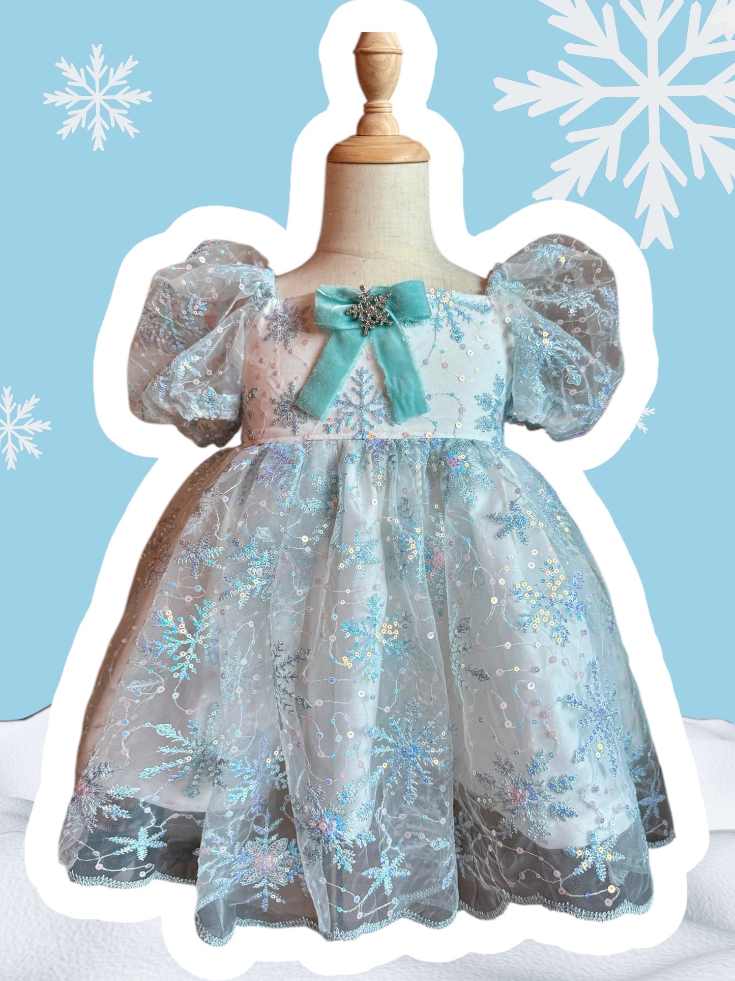 RTS 4/5T winter wonderland dress