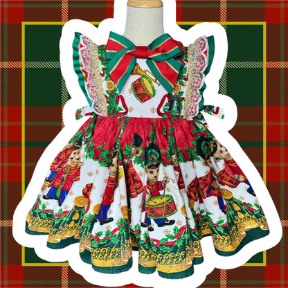 RTS 5/6 vintage Christmas Teddy Bear Emery Pinafore