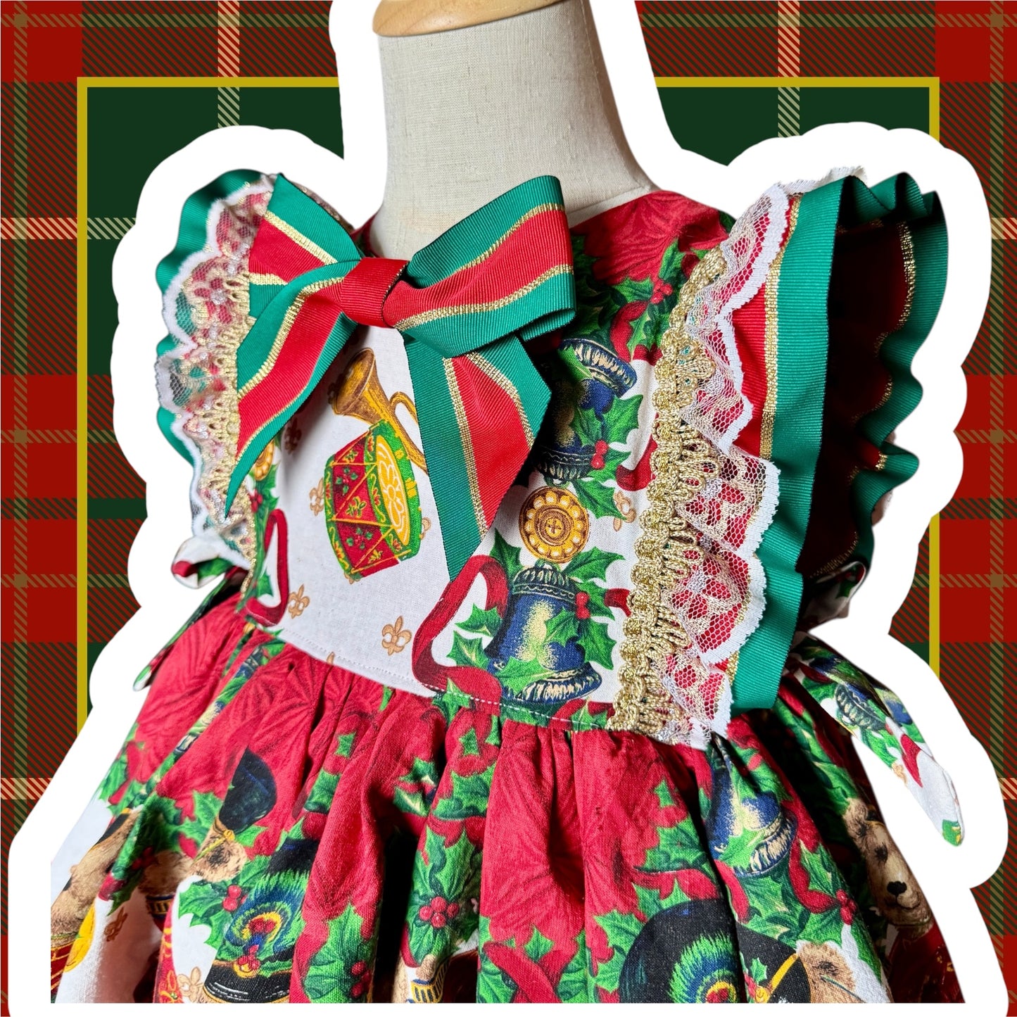 RTS 5/6 vintage Christmas Teddy Bear Emery Pinafore