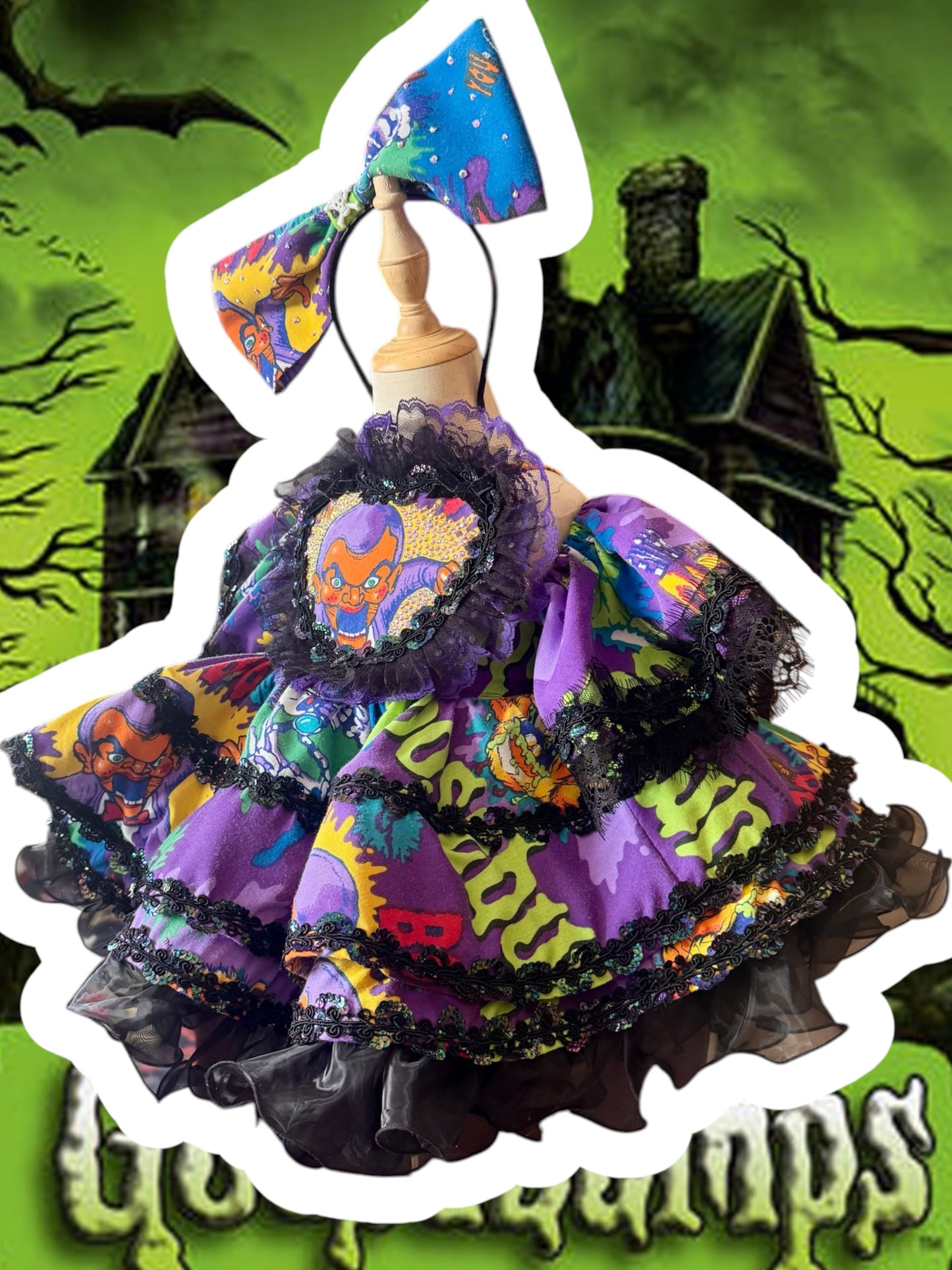 RTS 5/6/7 vintage Goosebumps Eloise heart dress with matching bow
