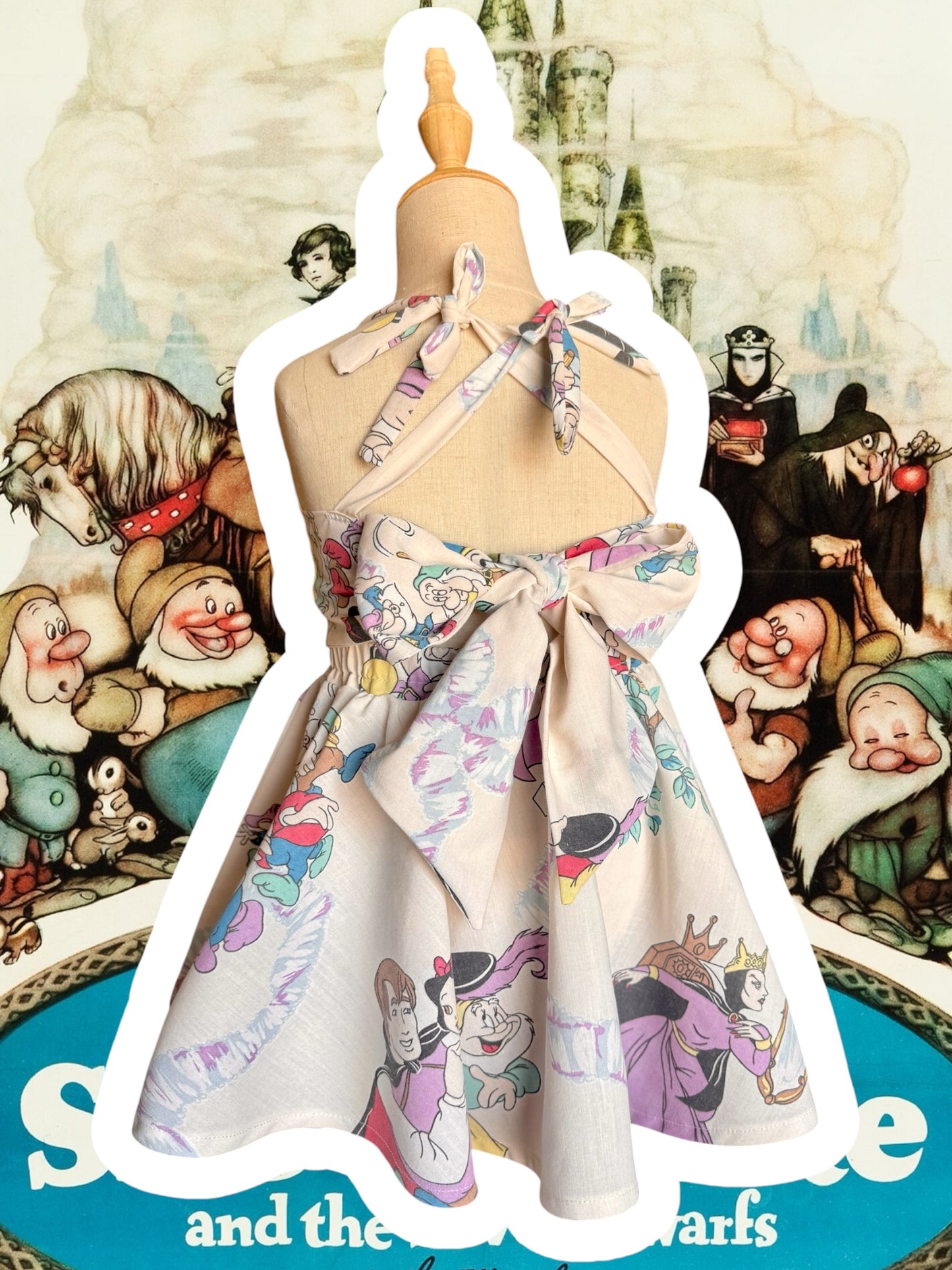 RTS 5/6 Annika Heart Rare VTG Snow White dress