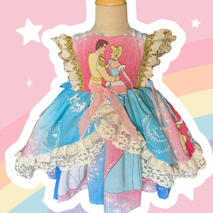 RTS 4/5 Rare vintage Cinderella Emery Pinafore