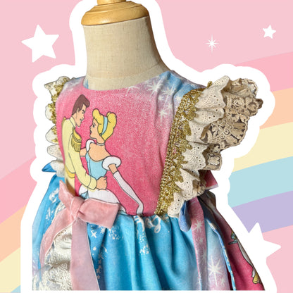 RTS 4/5 Rare vintage Cinderella Emery Pinafore